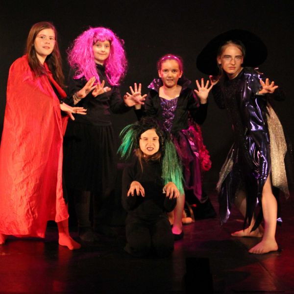 Stage théâtre 8-12 ans : A l’école des sorcier(e)s